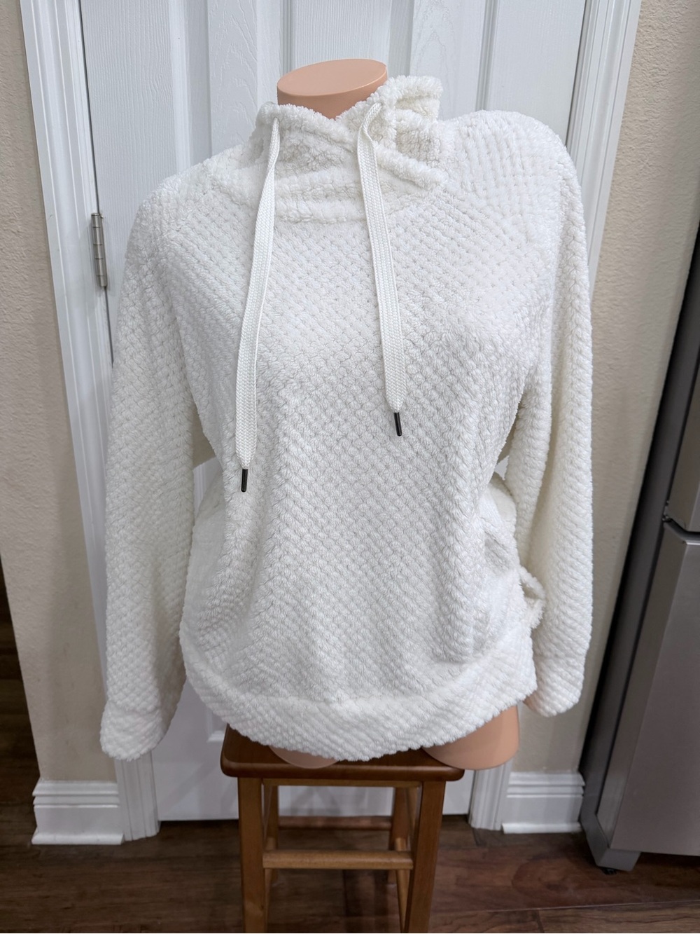 Plush Sherpa Pullover Sweater Cream White Cozy Fleece Lounge Soft Oversized M